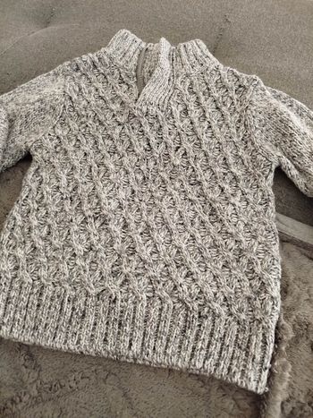 Pull  hiver . Taille 5 ans . Kiabi. Très bon état