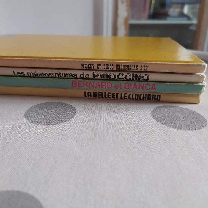 Lot de 4 livres enfant : Club du livre Mickey - photo numéro 2