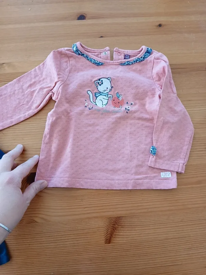 2 t-shirt manches longues 18 mois - photo numéro 4