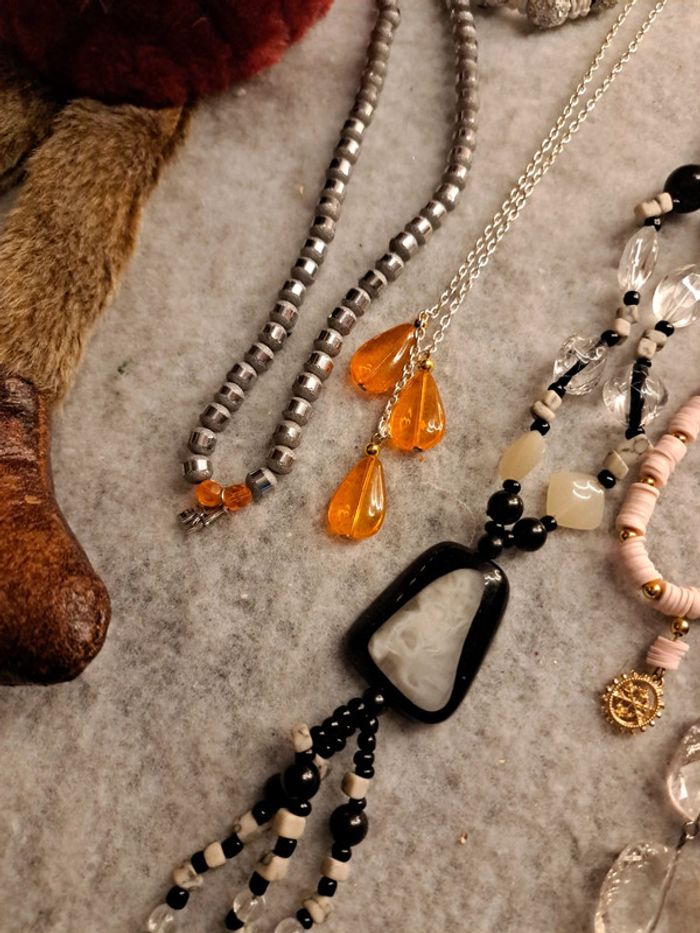 Lot de bijoux multicolore noir blanc - photo numéro 9