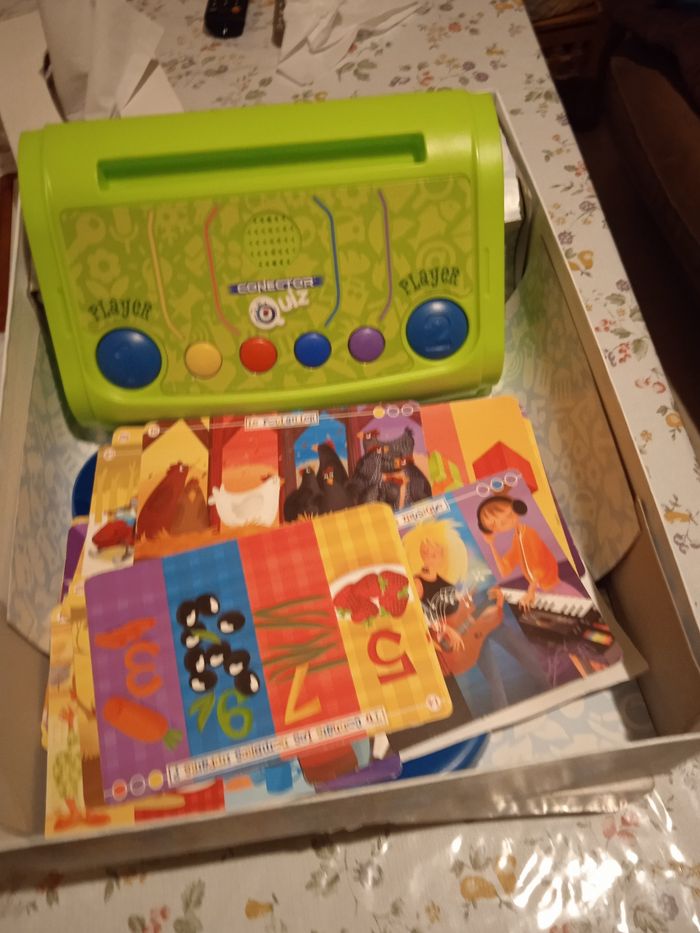 Vend jeux enfants marque conector Quiz âge 4 et plus