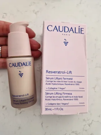 Caudalie Resvératrol lift Sérum Liftant Fermeté