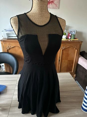 Robe noir subdued