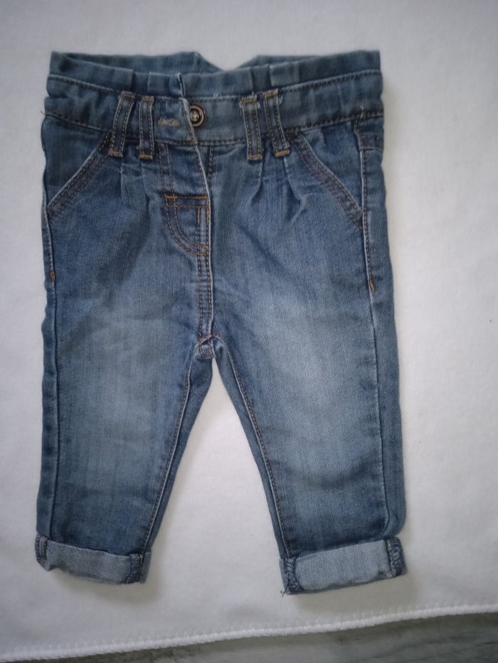 Jean fille 9 mois