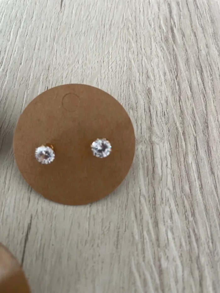 Lot de boucles d’oreilles neuves - photo numéro 3