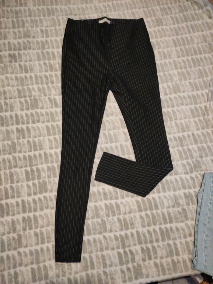 Pantalon stretch extensible noir rayures Cindy H taille S 36 - photo numéro 1