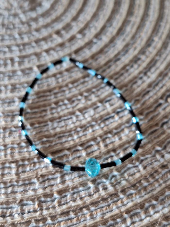 Bracelet fantaisie noir et bleu