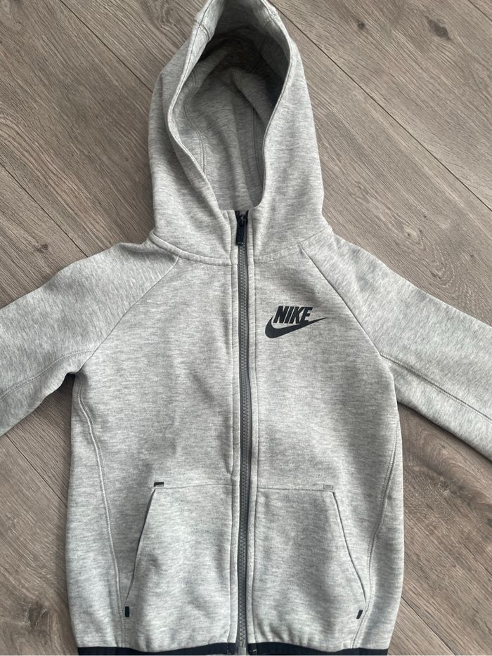 Veste Nike tech 11O/116 - photo numéro 2
