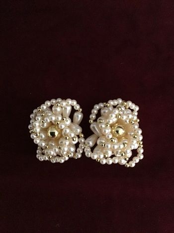 Très beaux clips  vintage.  Années 89