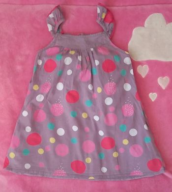 Tunique taille 4 ans en très bon état