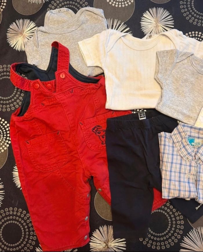 Vêtements enfant 12 mois - photo numéro 2