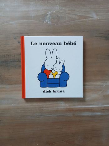 Livre "le nouveau bébé "