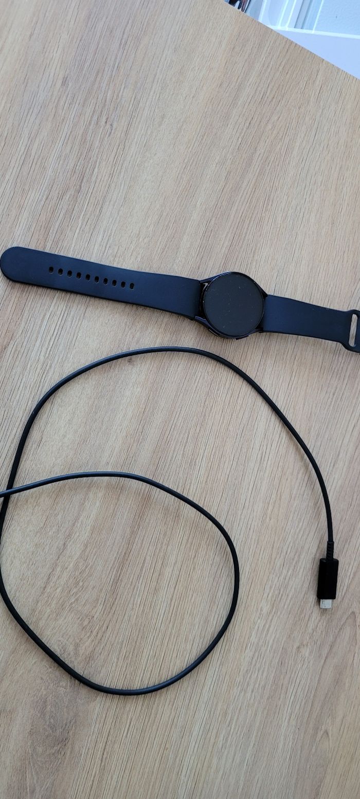 Montre connectée Samsung galaxy watch 6