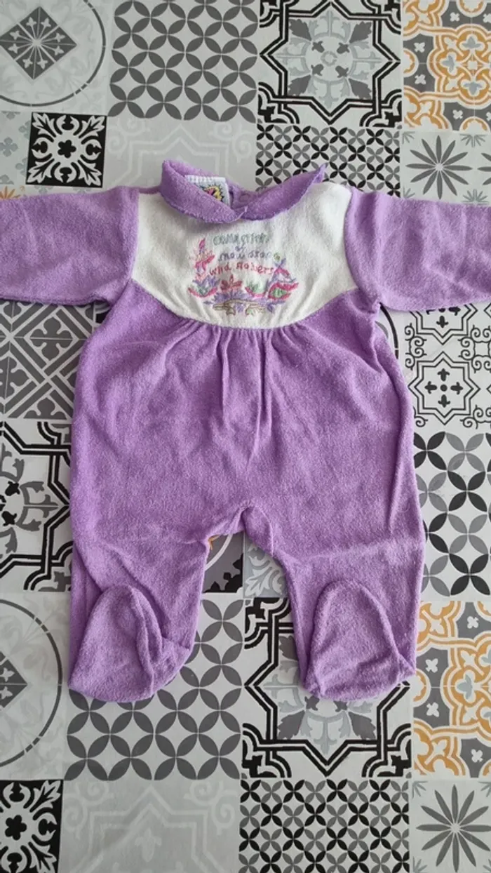 Pyjama 1 mois - Z - photo numéro 3