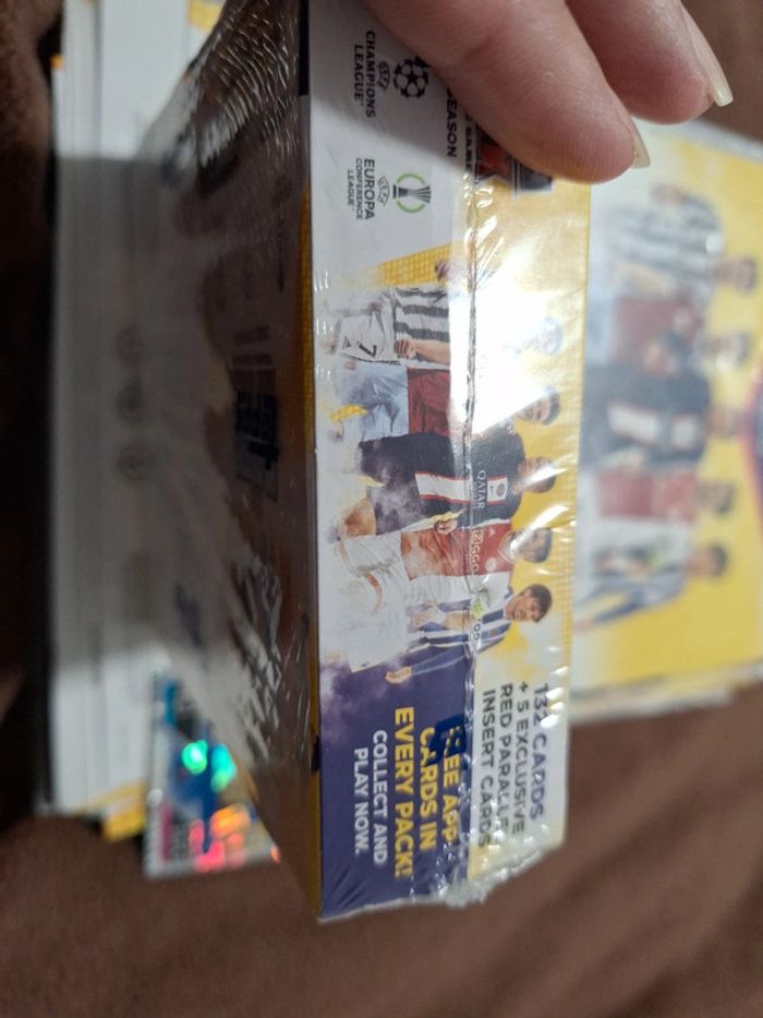 Boite topps match attax 22 23 - photo numéro 2