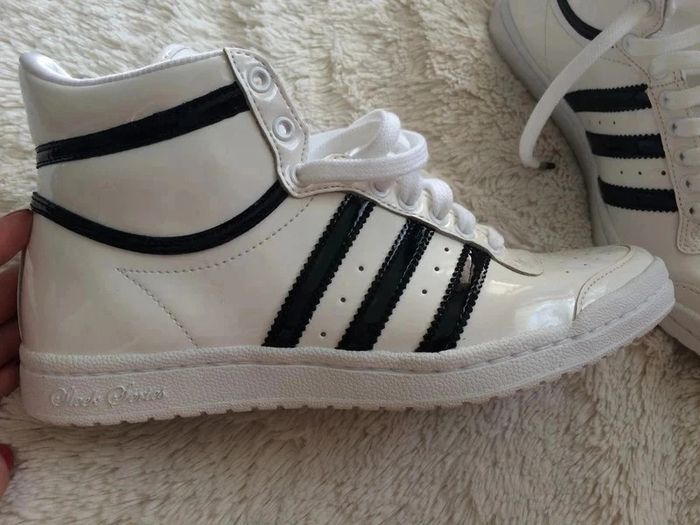 Baskets adidas neuves taille 36 - photo numéro 5