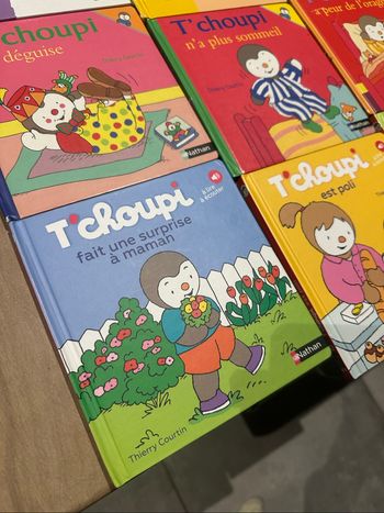 Lot de 16 livres Tchoupi