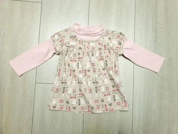 Sous pull rose et beige. Fille 18 mois