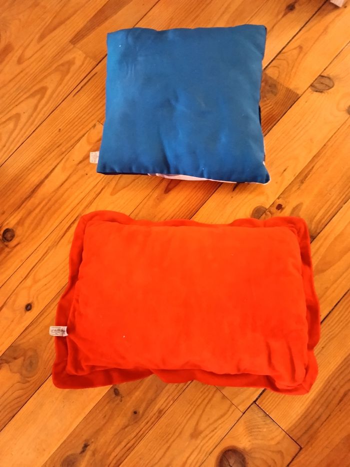 Coussin Cars ou Stars Wars - photo numéro 2