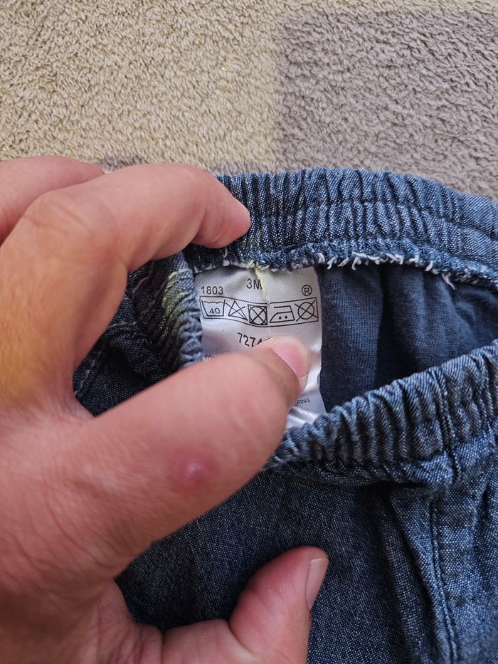 Pantalon 3 mois - photo numéro 2