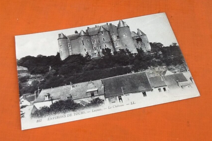 Carte postale ancienne Environs de Tours (Indre-et-Loire) Luynes Le Château - photo numéro 3