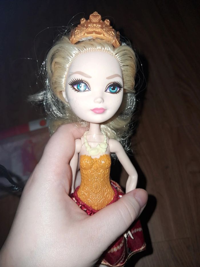 Poupée ever after high Apple White - photo numéro 3
