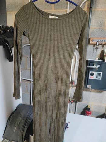 Robe Bershka XS kaki en excellent état