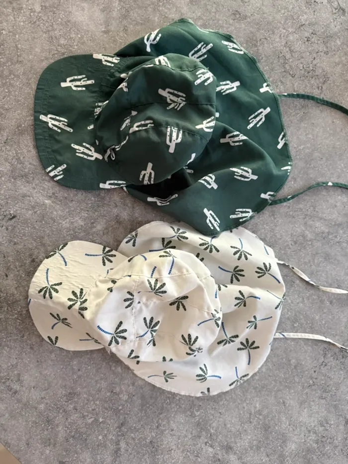 Deux casquettes/chapeaux protège nuque - photo numéro 2