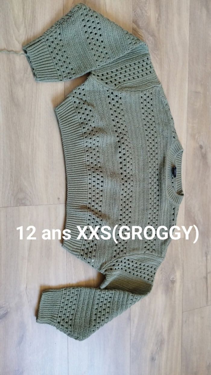 Pull fille XXS taille 12 ans