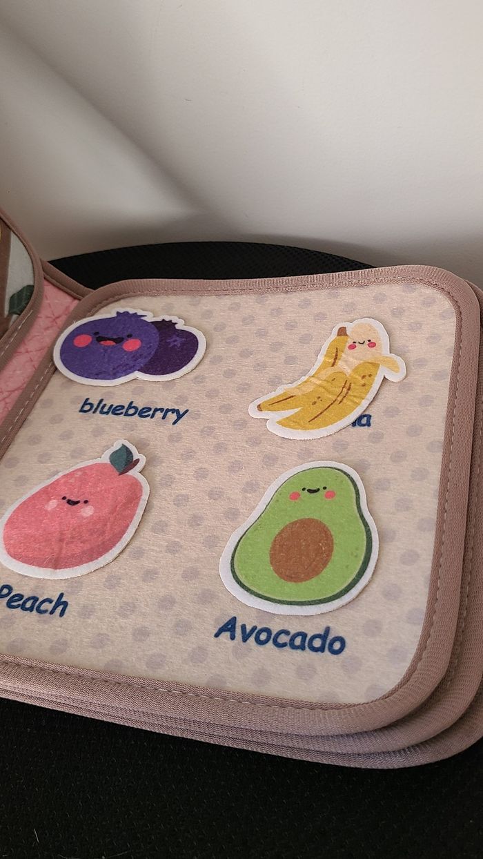 Livre éducatif Montessori en tissu multicolore pour bébés - photo numéro 9