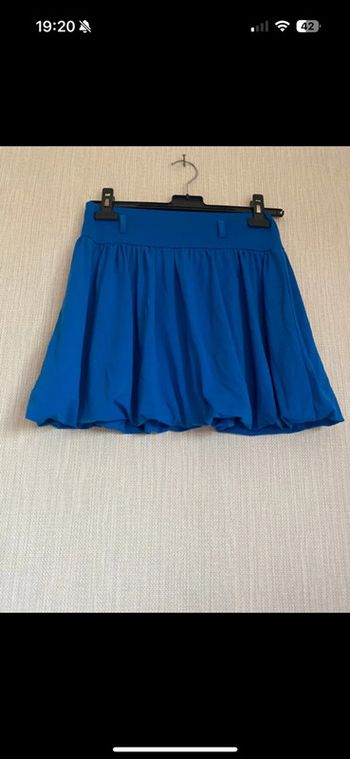 Jupe bleu Taille 34/36 La halle