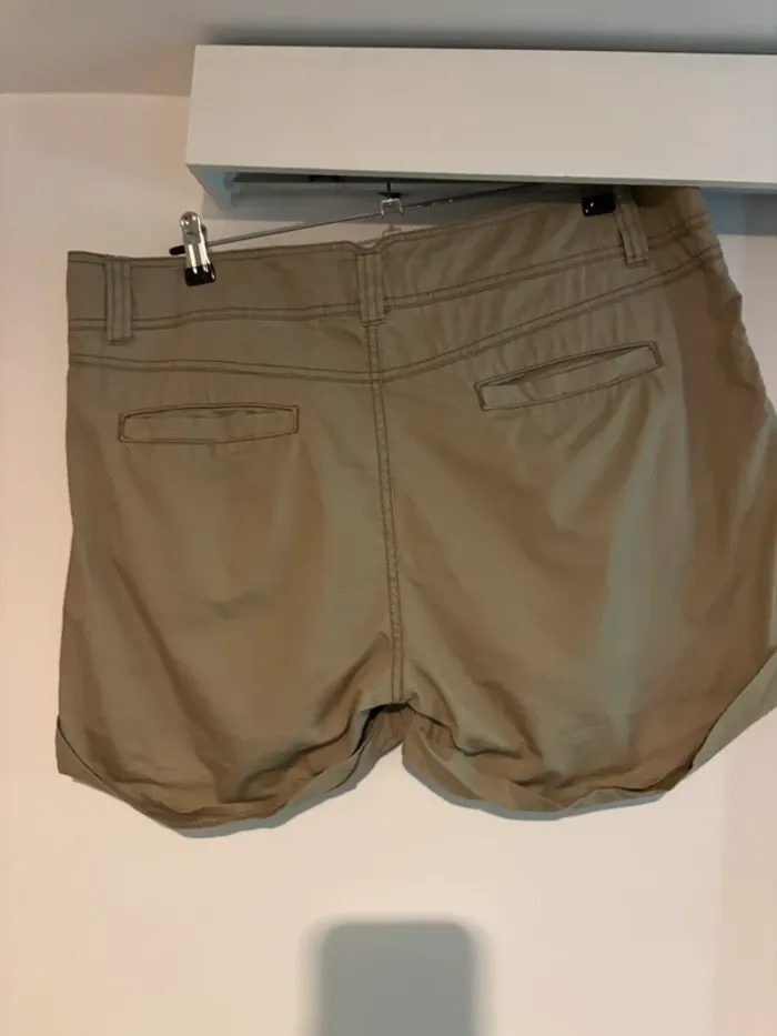 Short beige H&M L.O.G.G. en coton - Taille 44 - photo numéro 4