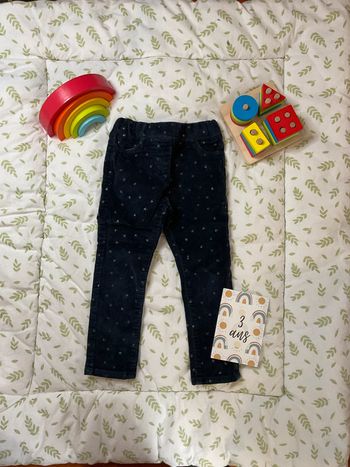 pantalon en velours bleu marine avec motifs étoiles vertbaudet 3 ans taille réglable