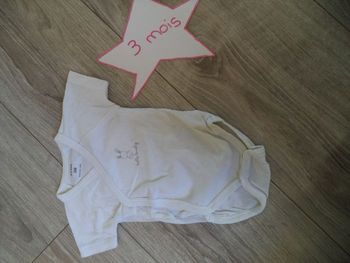 Body croisé mc 3 mois hello lovely