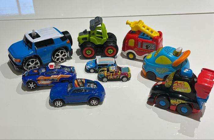 Lot de voitures