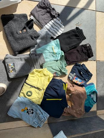 Lot de vêtements
