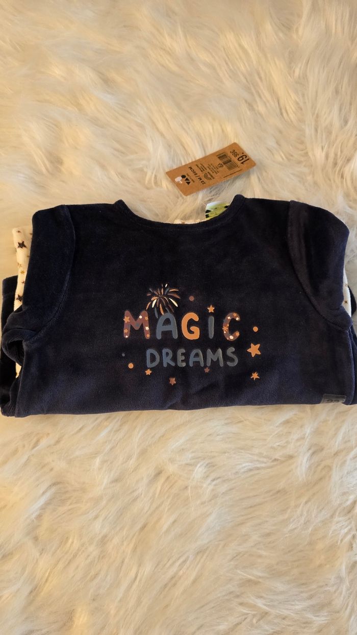 (Neuf non porté ) 🏷💙😍 pyjama 23 mois garçon 😍💙🤩