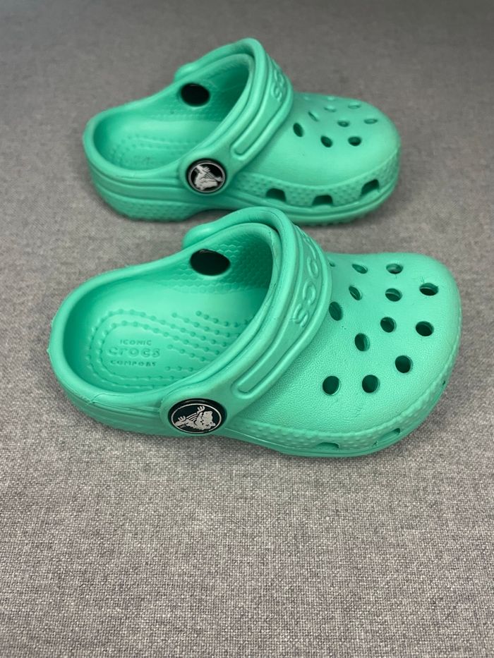 Crocs bébé – Taille 20 – Très bon état - photo numéro 5