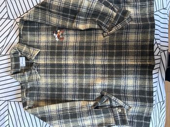 Veste 70%laine Disneyland Paris 6/8 ans