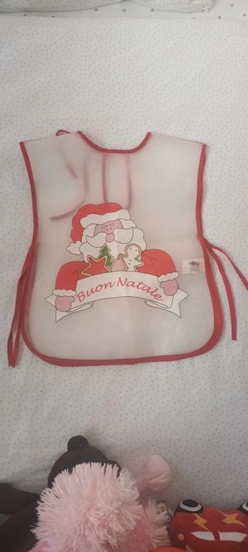 Grande bavoir ou protégé bébé