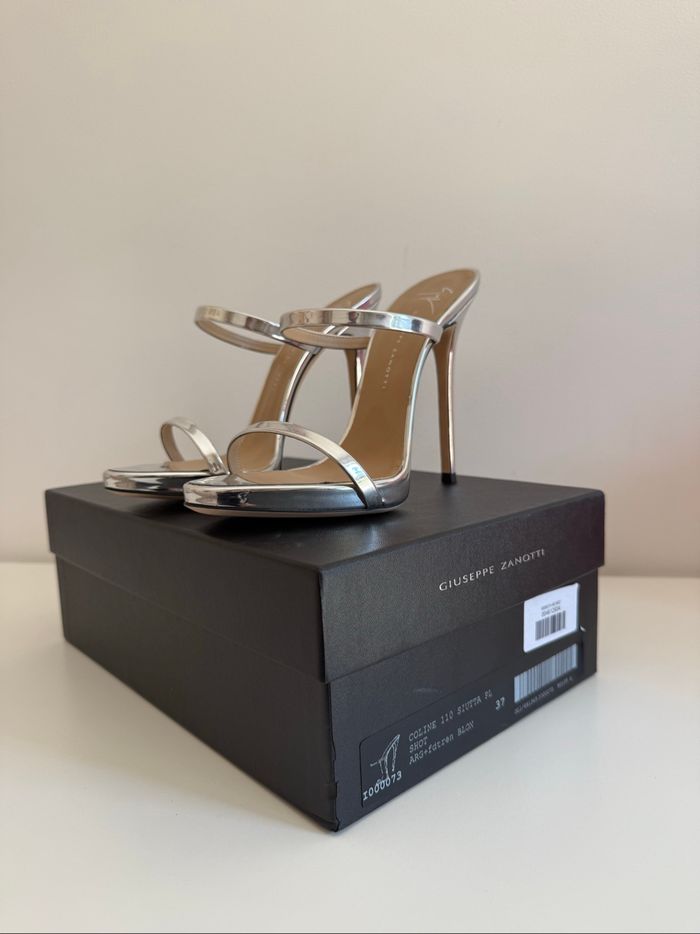 Sandales à talons Giuseppe Zanotti - photo numéro 5
