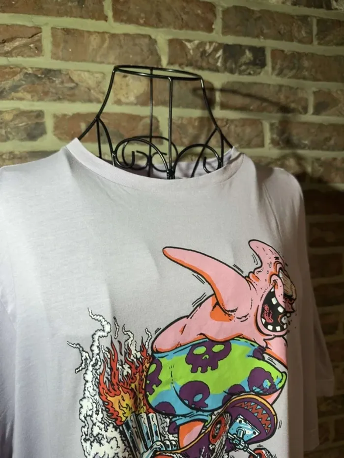T-shirt mauve clair Lila Patrick Bob L’éponge H&M Taille L / 40 - photo numéro 8