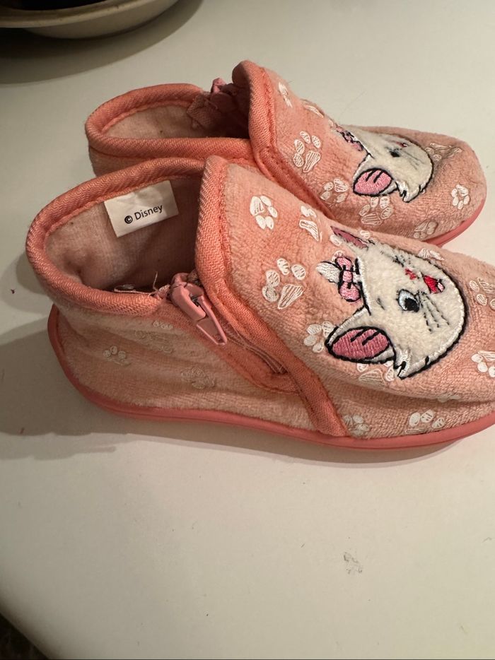 Chaussons 23 - photo numéro 4
