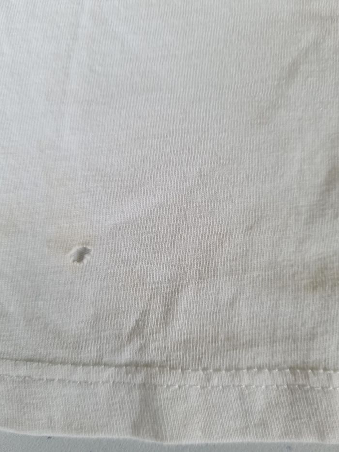 T-shirt papillon 🦋 8 ans - photo numéro 4