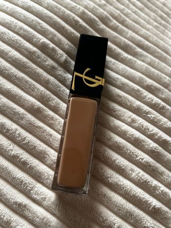 Anti cernes concealer Yves saint Laurent