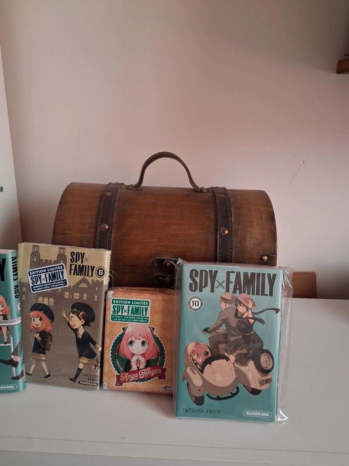 Manga Spy X Family lot collector 9 Leclerc 6 collector 8 collector 10 collector Club BD - photo numéro 2