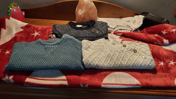 Lot de 3 pulls laine 18 mois