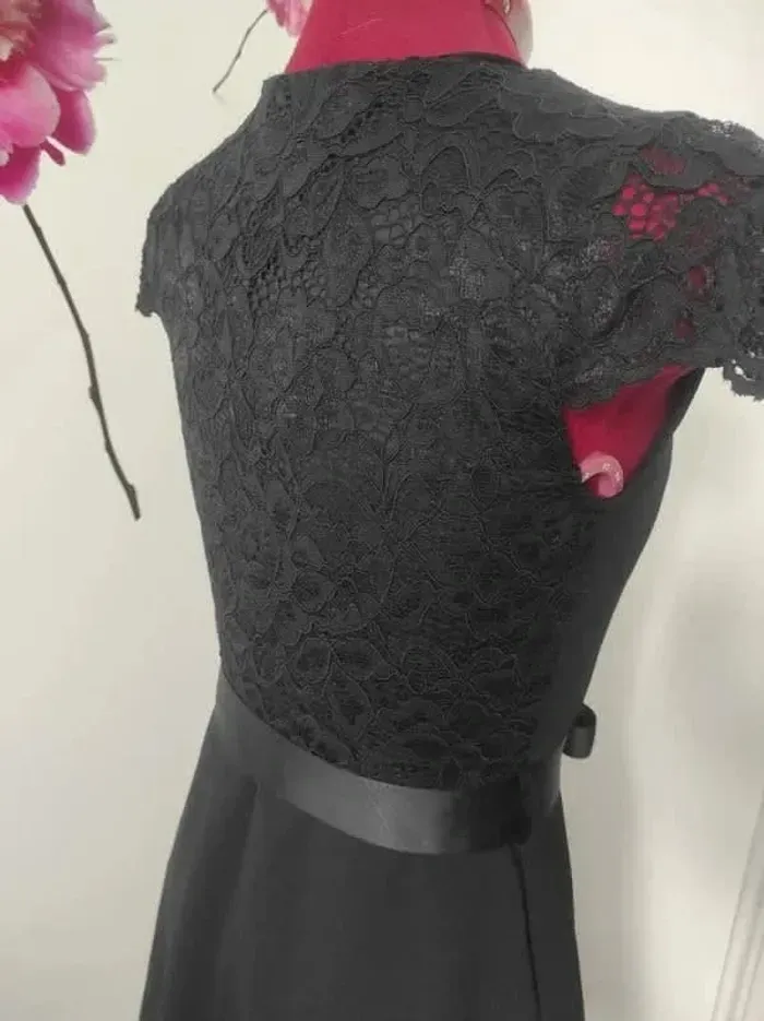 Robe noire avec dentelle Morgan Neuve - photo numéro 4