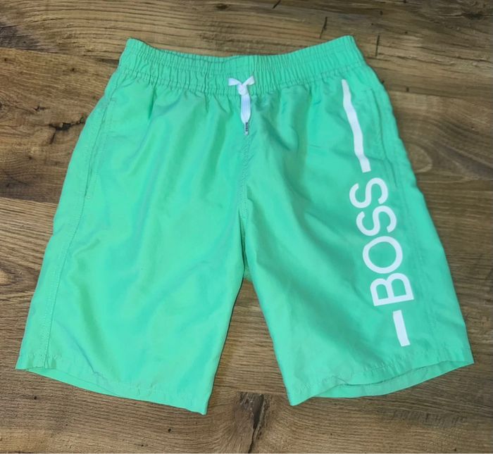 Surfeur Hugo, boss 12 ans