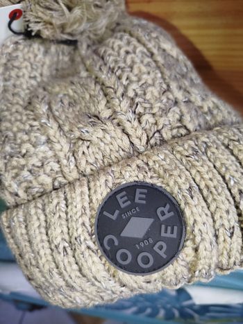 Bonnet hiver ❄️ mixte T.u avec pompon
